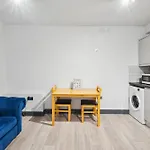 Cozy London Apartment